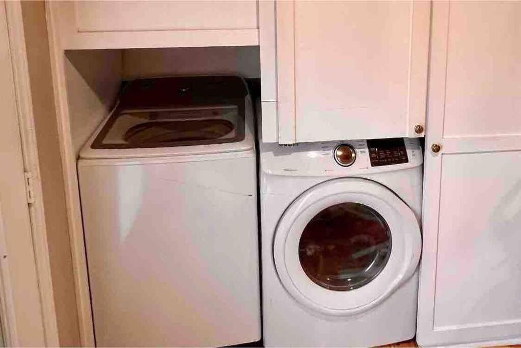 דאלאס 2 Bedroom Luxury Home.. Wooden Floors And Ceilings מראה חיצוני תמונה
