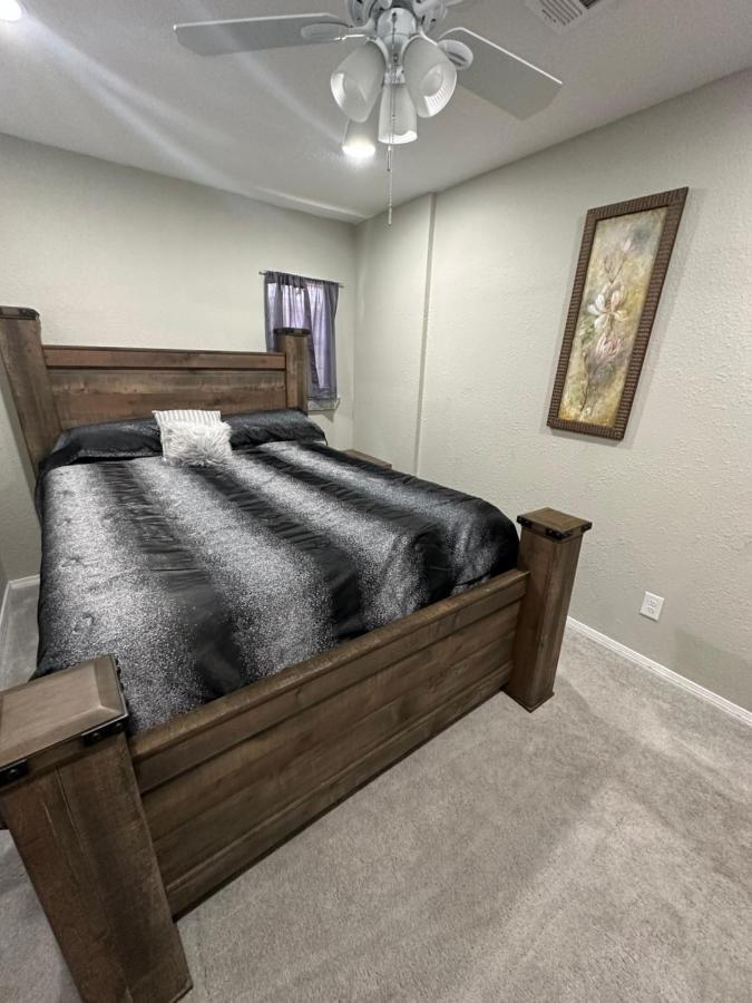 דאלאס 2 Bedroom Luxury Home.. Wooden Floors And Ceilings מראה חיצוני תמונה